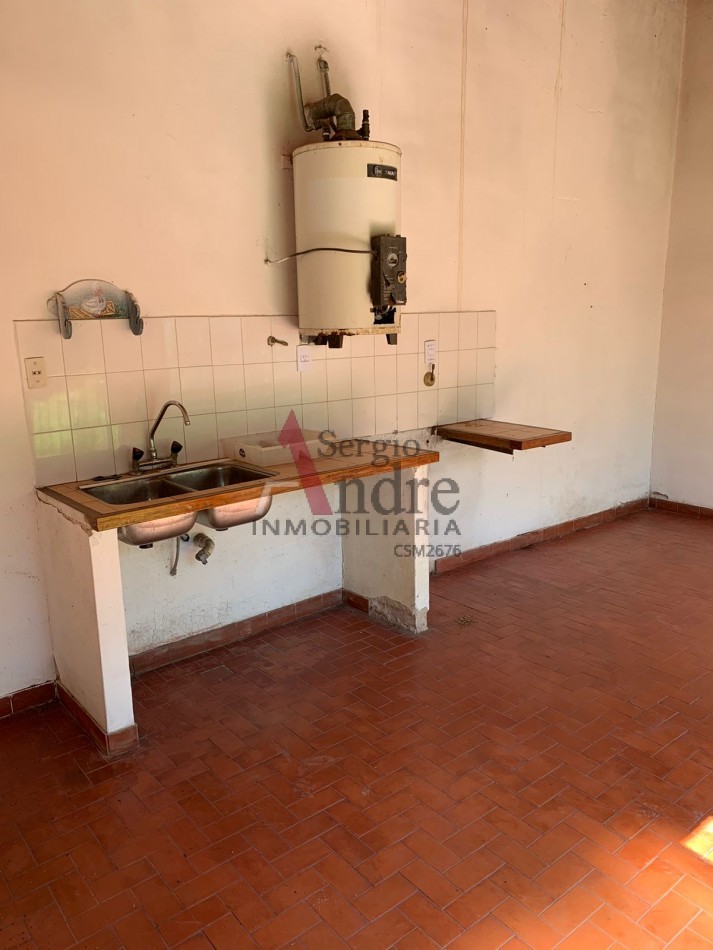 Casa en VENTA con quincho y pileta; BarrioTrujuy San Miguel