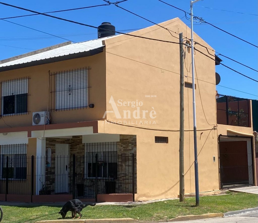 CASA A LA VENTA EN VILLA DE MAYO