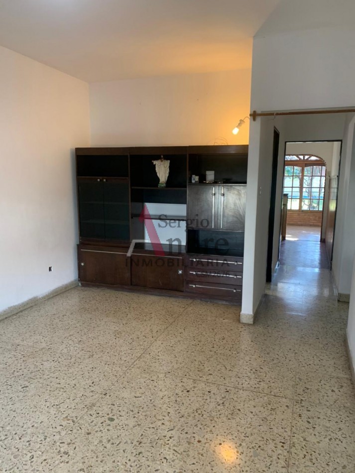 CASA EN VENTA (2 DORMITORIOS) JOSE C PAZ BARRIO ALBERDI