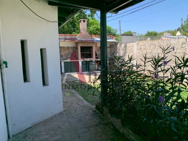 Casa venta Jose C Paz barrio Infico