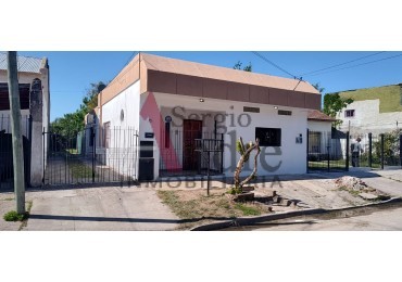 CASA DOS DORMITORIOS ALQUILER CON COCHERA JOSE C PAZ BARRIO ALTUBE (PH) AL FRENTE CALLE CORONEL SUAREZ 1643