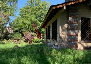 Casa en VENTA con quincho y pileta; BarrioTrujuy San Miguel