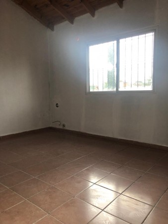 Duplex 3 ambientes lavalle y granaderos a caballo Jose C Paz