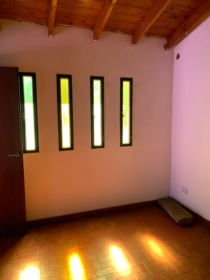 Casa en alquiler con quincho y pileta; BarrioTrujuy San Miguel