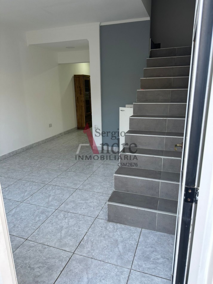 DUPLEX (DOS DORMITORIOS Y DOS BAÑOS) CALLE IRIGOIN 521 SAN MIGUEL SIN EXPENSAS