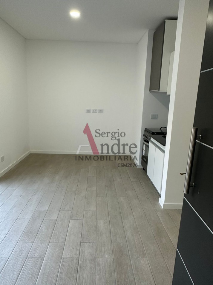 DOS AMBIENTES (CATEGORIA) CALLE URQUIZA 2264 ESQUINA IRIGOIN SIN EXPENSAS SAN MIGUEL