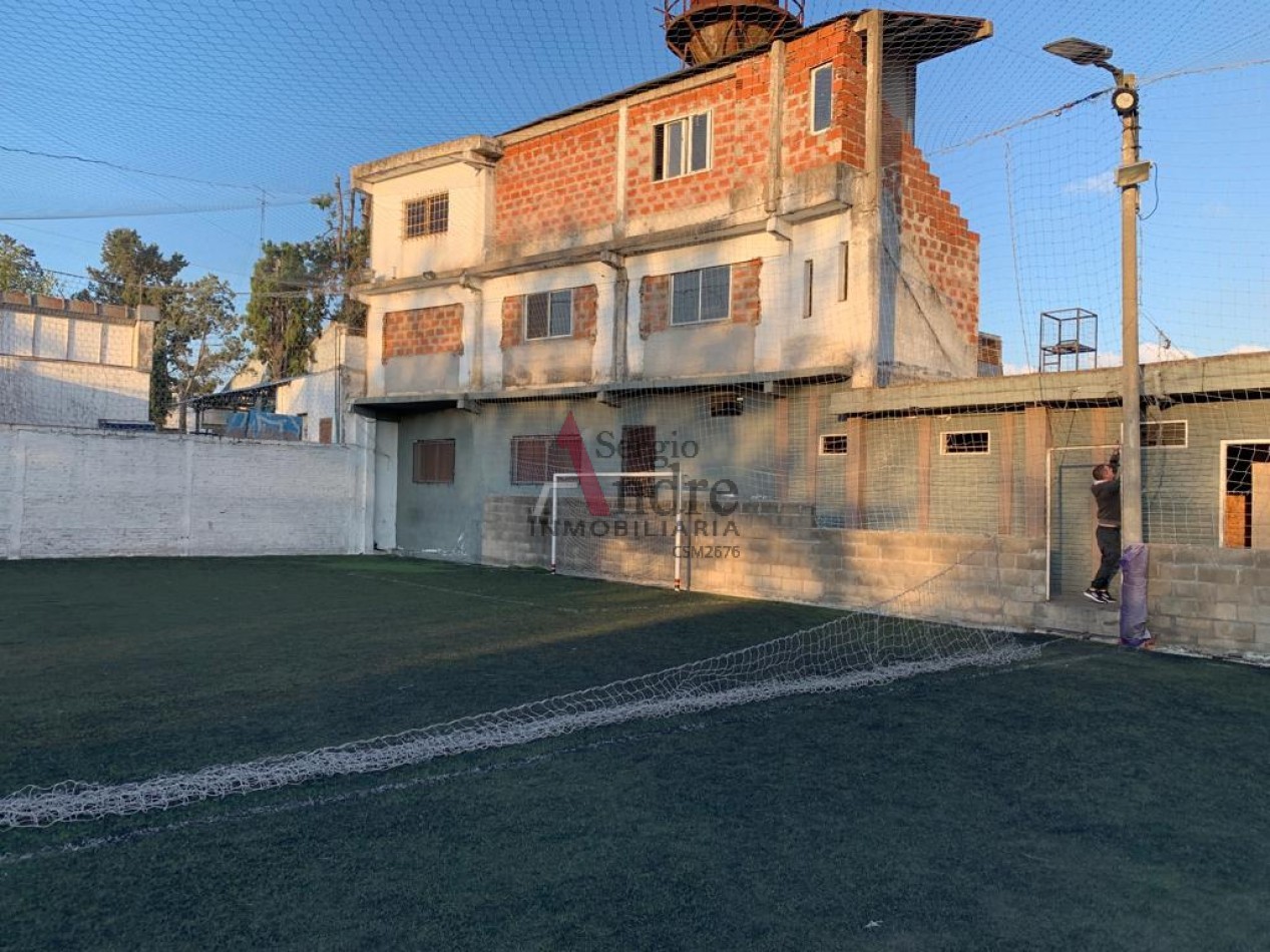 VENTA PROPIEDAD + FONDO DE COMERCIO CALLE BALCARSE 1688 (PREDIO CANCHAS DE FUTBOL)  SAN MIGUEL