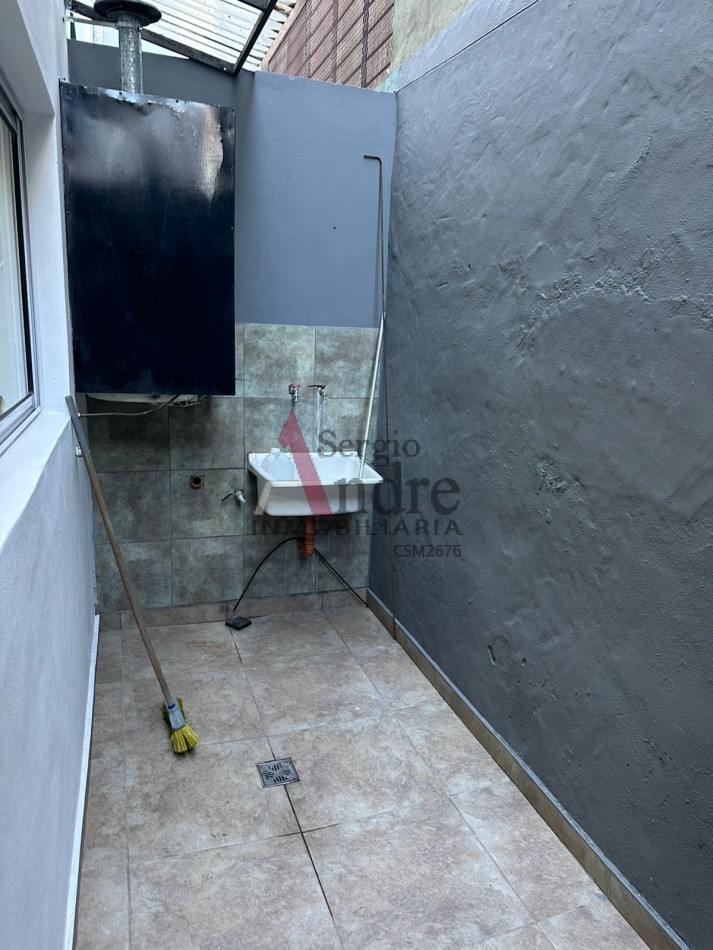 DUPLEX (DOS DORMITORIOS Y DOS BAÑOS) CALLE IRIGOIN 521 SAN MIGUEL SIN EXPENSAS