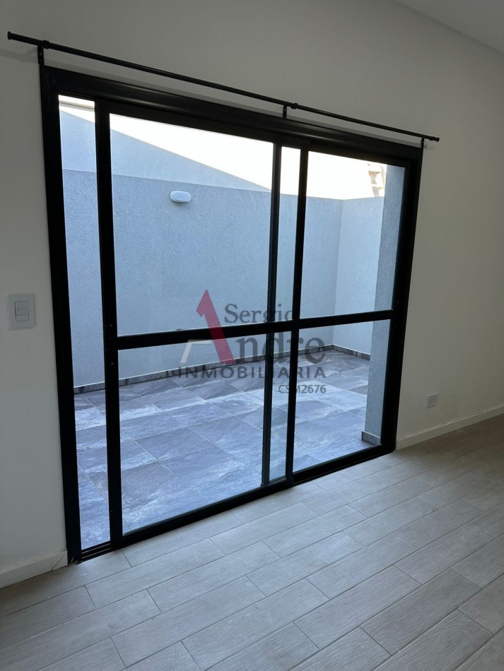 DOS AMBIENTES (CATEGORIA) CALLE URQUIZA 2264 ESQUINA IRIGOIN SIN EXPENSAS SAN MIGUEL