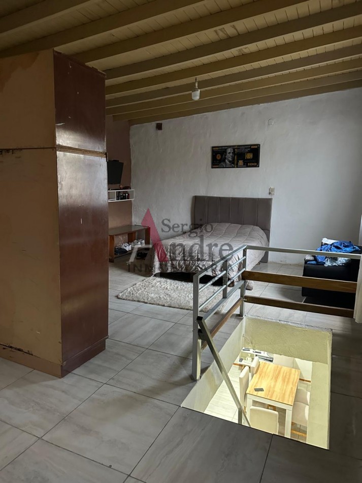 CASA EN DOS PLANTAS CALLE LISANDRO DE LA TORRE 75 / BARRIO VILLA IGLESIAS JOSE C PAZ