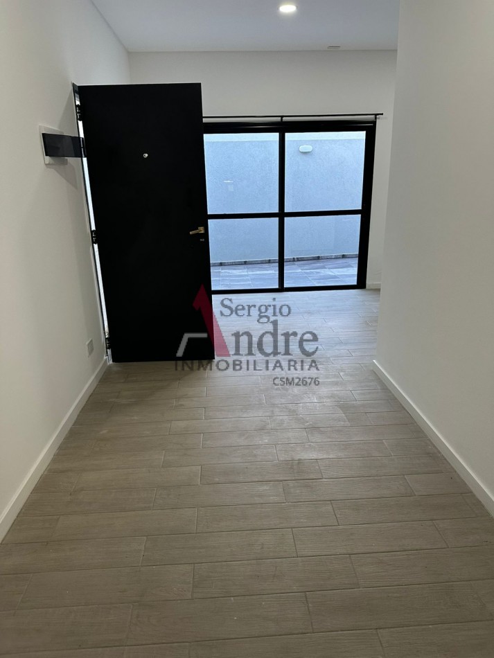 DOS AMBIENTES (CATEGORIA) CALLE URQUIZA 2264 ESQUINA IRIGOIN SIN EXPENSAS SAN MIGUEL