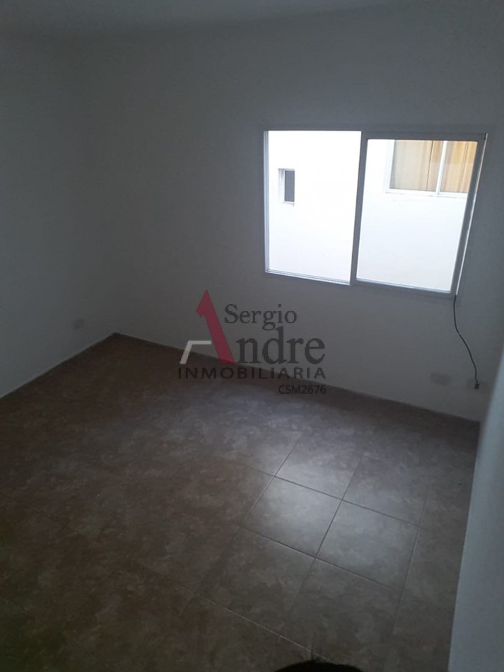 DOS AMBIENTES CON BALCON (SIN EXPENSAS) CALLE CHILE 1103, JOSE C PAZ