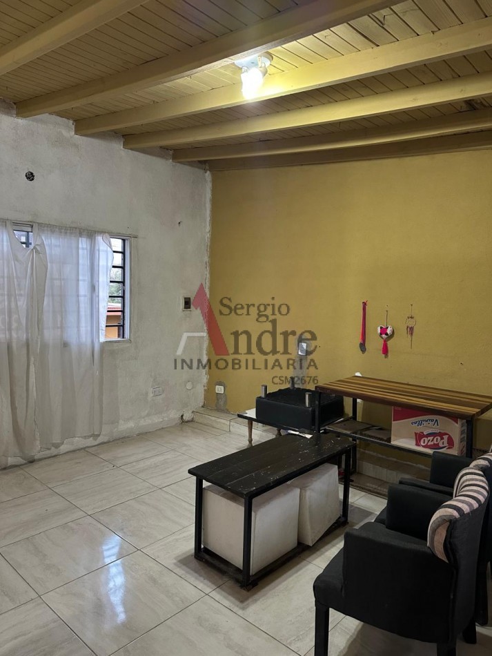 CASA EN DOS PLANTAS CALLE LISANDRO DE LA TORRE 75 / BARRIO VILLA IGLESIAS JOSE C PAZ