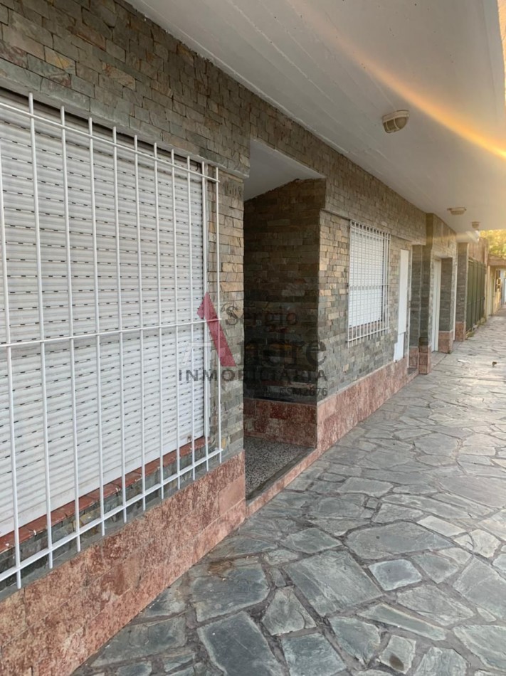 DOS AMBIENTES GRANDE CON PATIO  PLANTA BAJA CALLE CAPITAN MARTINEZ 1503 (SIN COCHERA) SIN EXPENSAS