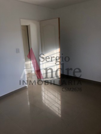DUPLEX DE CATEGORIA DOS DORMITORIOS CALLE CASTELAR 3159 ENTRE LAS DELICIAS Y LETONIA SAN MIGUEL