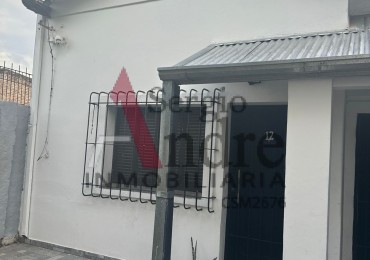 CASA EN PLANTA BAJA PH CALLE LISANDRO DE LA TORRE 1113 ESQUINA MARCELO T DE ALVEAR JOSE C PAZ
