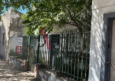 CASA EN VENTA MICROCENTRO ZONIFICACION MI1- APTA INVERSOR/DESARROLLADOR CALLE ROCA 1139 entre Av Pte Peron y Paunero